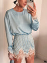 Robe mi-longue à manches lanternes et imprimé graffiti, nouée à la taille