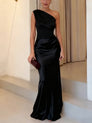 Asymmetric Shoulder Bodycon Maxi Dress